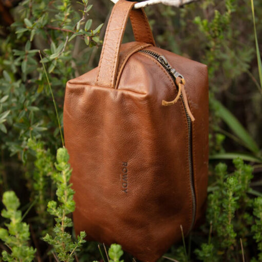 Rowdy Daily Bag (Waschtasche) - Farbe Cedar – Bild 7