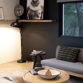 Bamileki Coffee Table - Kola wood (Cameroon) - Medium 8 IMG 9449