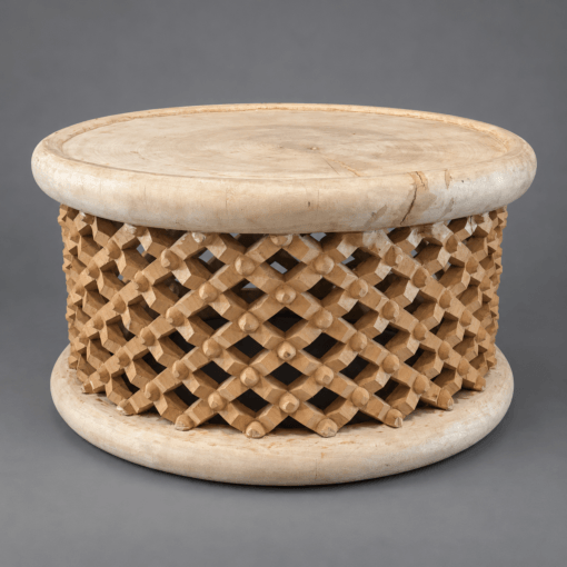 Bamileke Couchtisch aus hellem Naturholz
