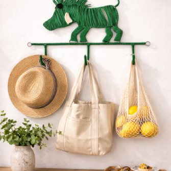 17C9504A 67AA 4998 8B57 7B02697E8212