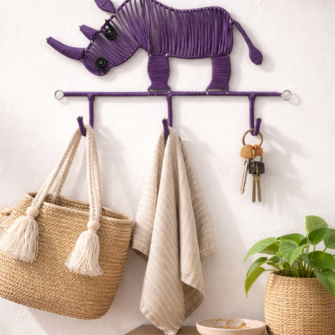 Lila Nashorn als Wandaufhänger 3 DB04B2D1 4366 4780 B8D2 00B34BFB667D