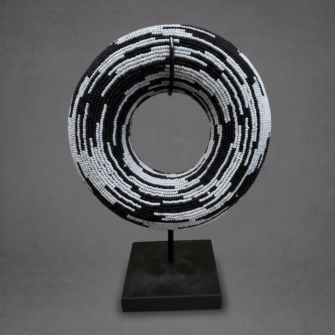 Reif bestickt mit Perlen – Schwarz & Weiß – (Kamerun)