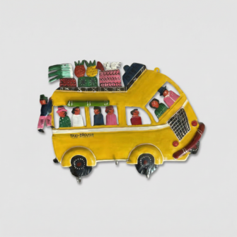 Schulbus als Wandaufhänger für Kinderzimmer 6 Generated with Kive.ai kive image Kopie 3 1