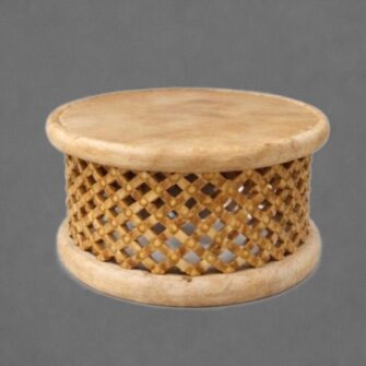 Bamileki Couchtisch aus Kola-Holz (Kamerun) - Medium