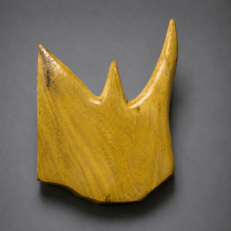 Wandobjekt "Nasshorn" — Holzskulptur