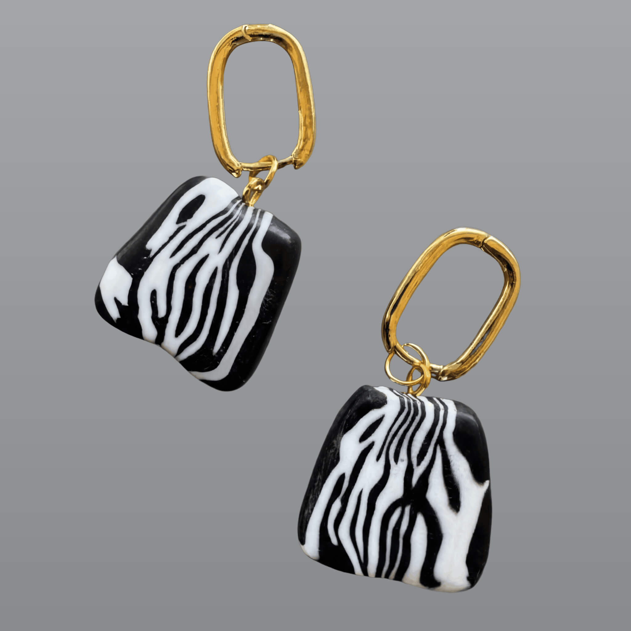 Jewelseed – Zebra Huggies 1 Jewelseed – Zebra Huggies