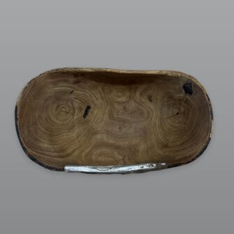 Geschenkideen aus Afrika 17 Alternative view of Tutsi Holzschale – Niedrig – 20 × 33 × 15 cm